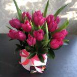 korobka-s-tjulpanami