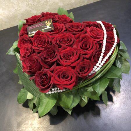 Сердце с жемчугом