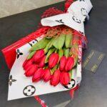 Яркий букет «Red тюльпаны» – 15 свежих красных тюльпанов